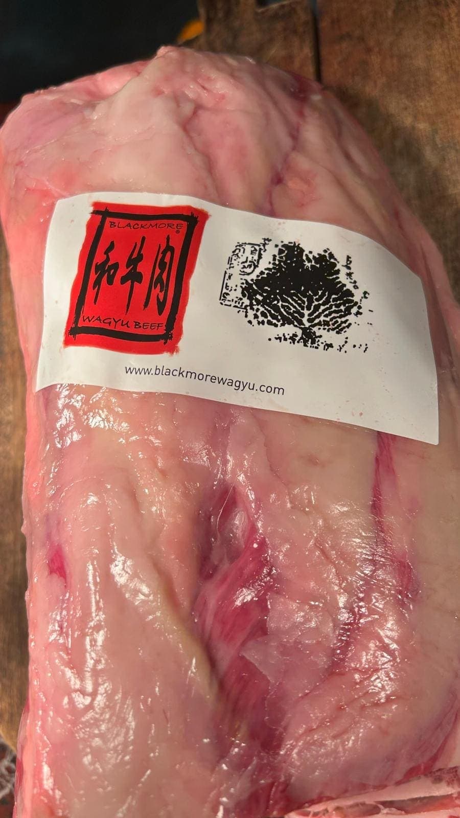 Étiquette d'origine Blackmore Wagyu sur une pièce
